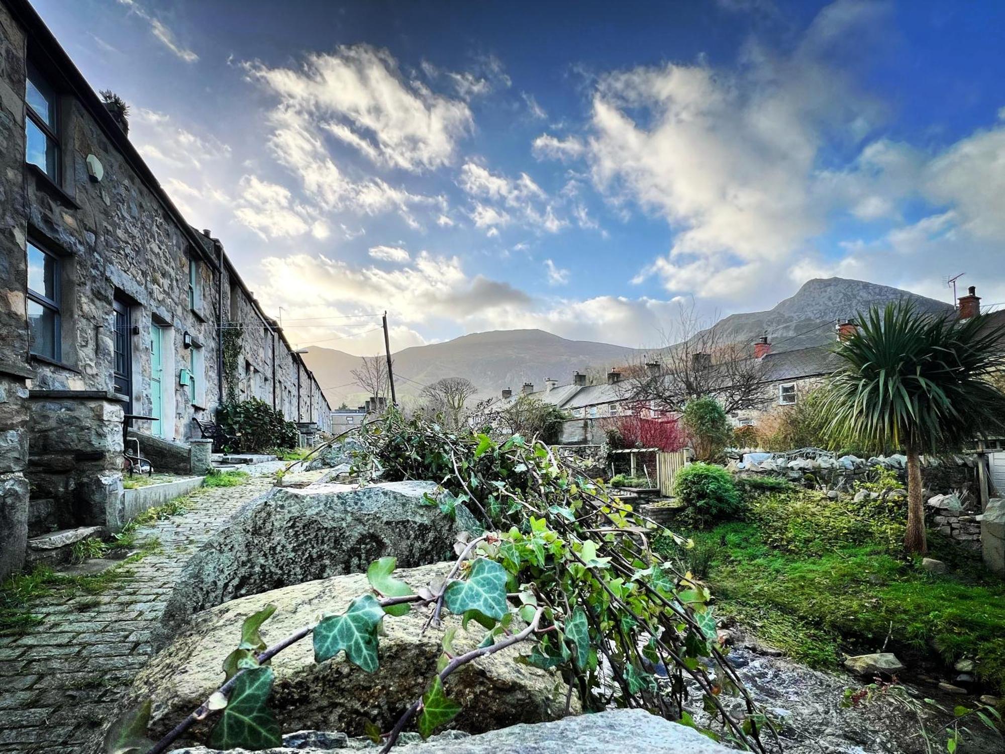 Mynydd A Mor Villa Trefor  Exterior photo